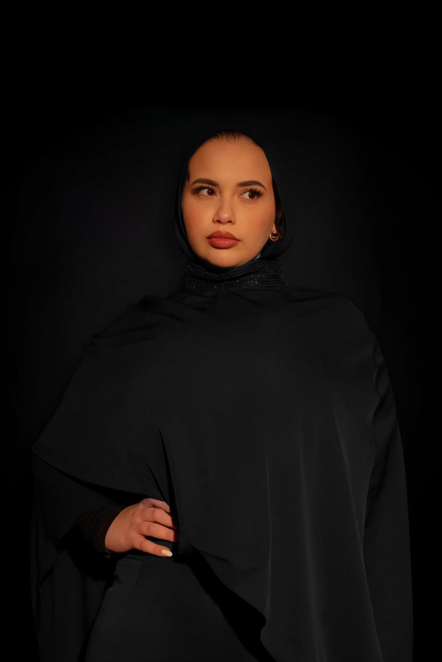 Liliana set in off white / black